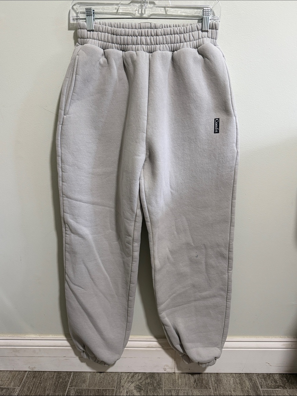 COMFRT Sweatpants Size Small